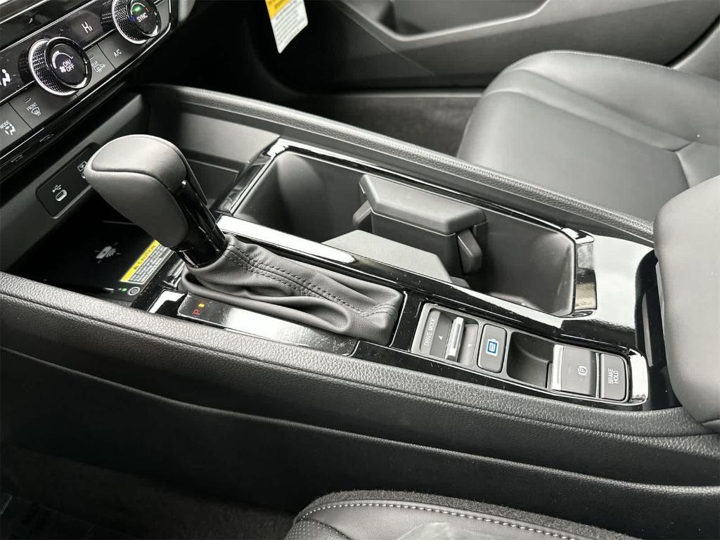 new 2025 Honda Accord Hybrid car, priced at $35,248