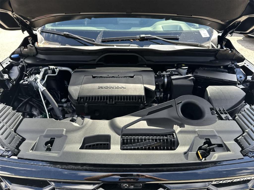 new 2025 Honda Pilot car, priced at $52,025