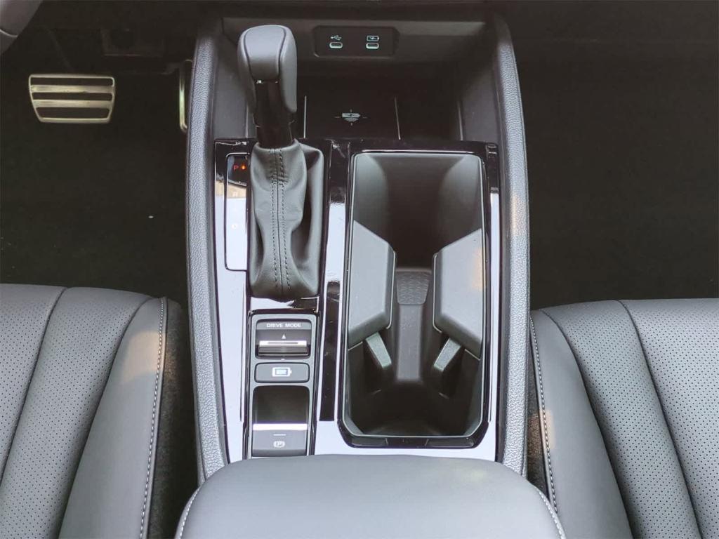 new 2025 Honda Accord Hybrid car, priced at $35,618