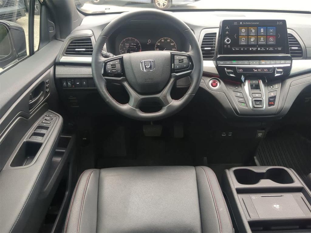 used 2025 Honda Odyssey car, priced at $38,790