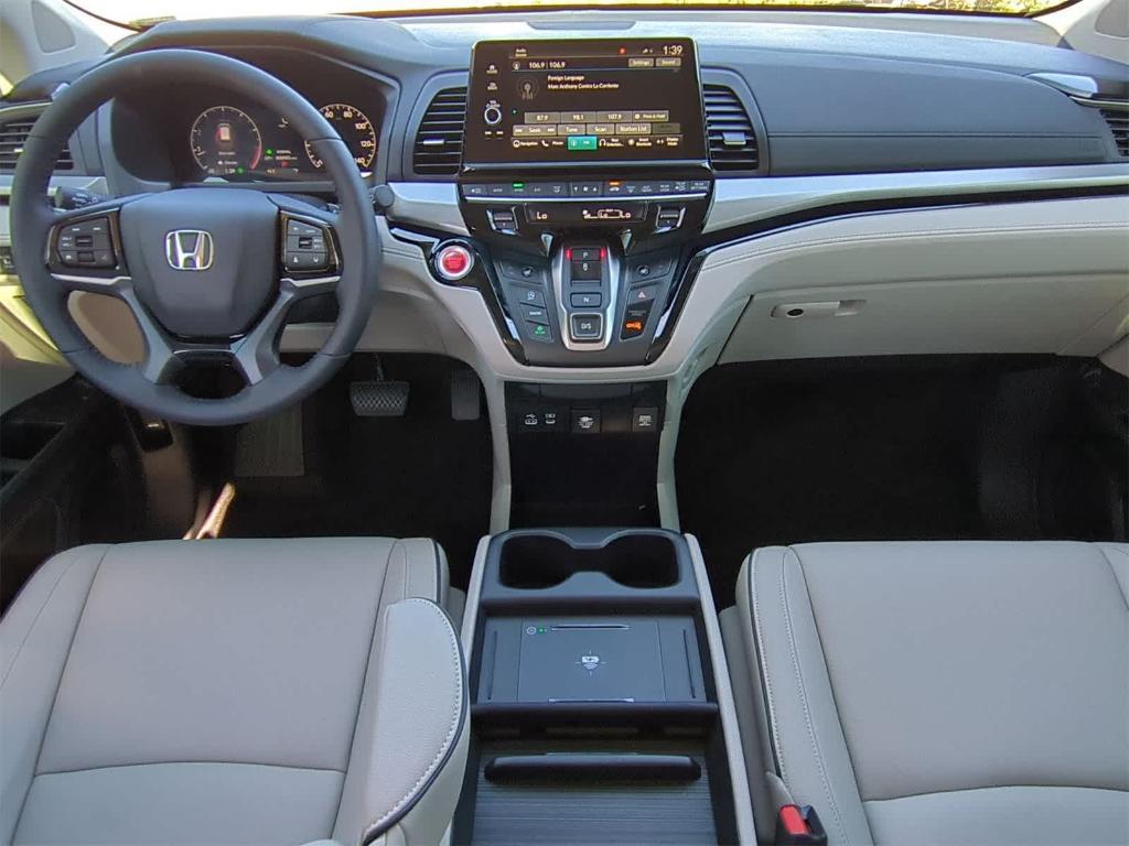 new 2025 Honda Odyssey car, priced at $46,373