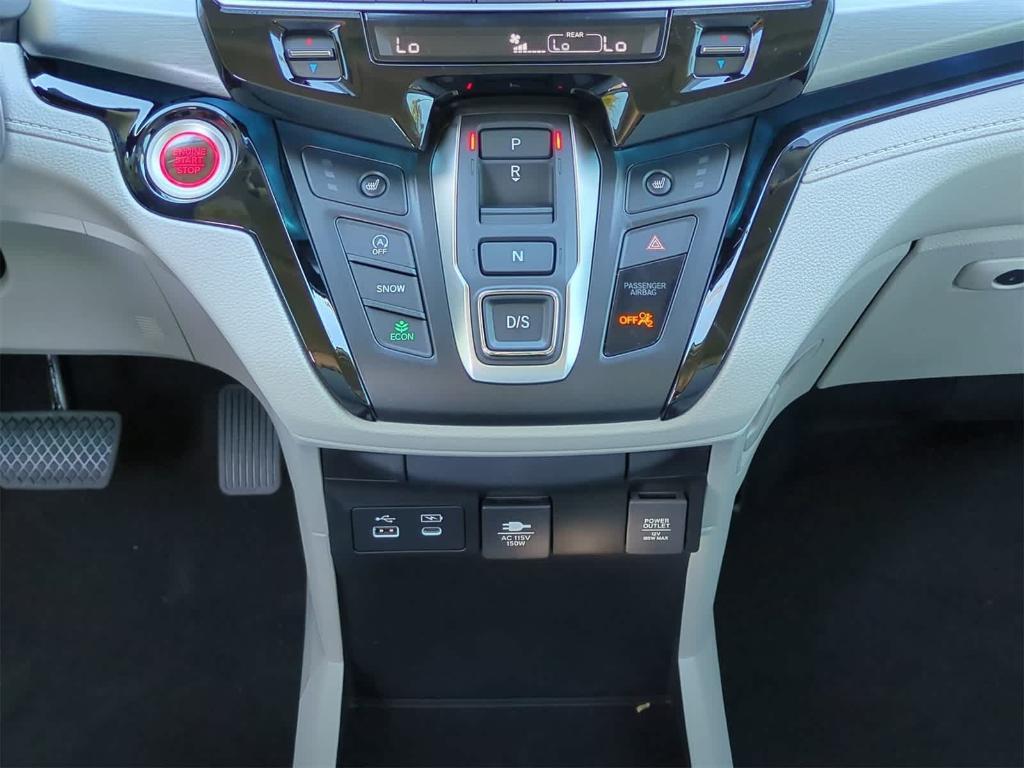 new 2025 Honda Odyssey car, priced at $42,687