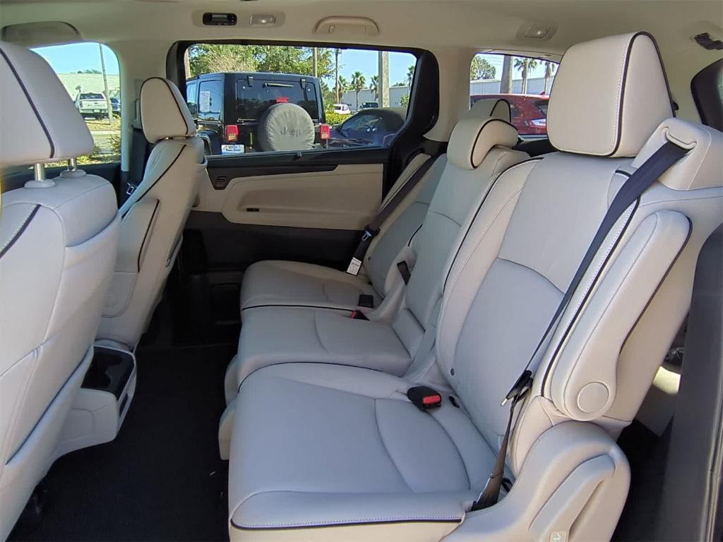 new 2025 Honda Odyssey car, priced at $42,687