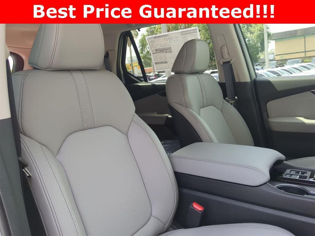 new 2025 Honda Pilot car, priced at $49,008