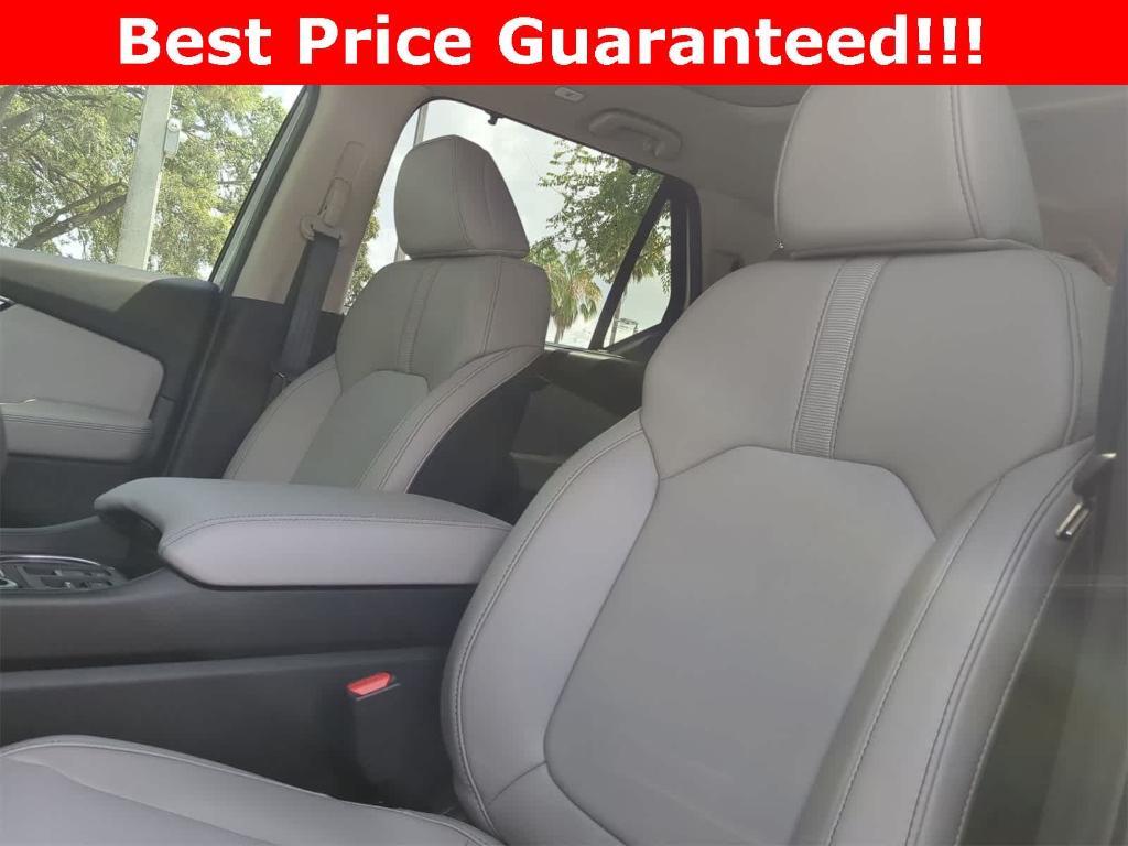 new 2025 Honda Pilot car, priced at $49,008