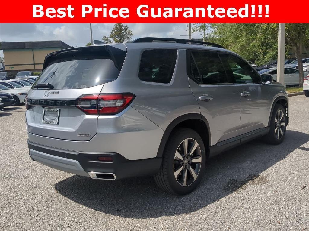 new 2025 Honda Pilot car, priced at $49,008