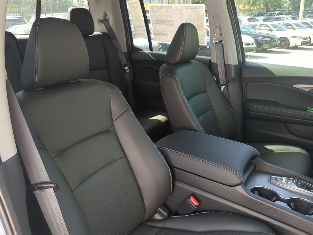 new 2025 Honda Ridgeline car, priced at $43,222