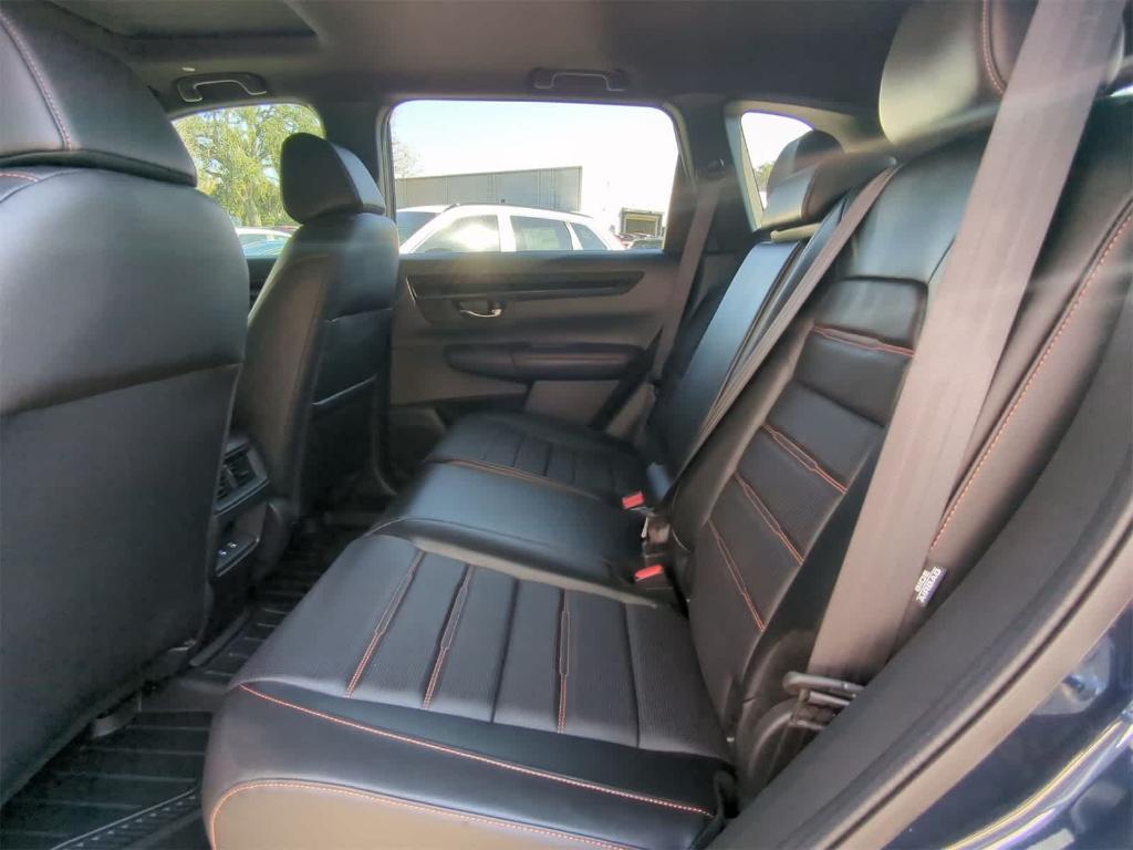 new 2025 Honda CR-V Hybrid car, priced at $39,329