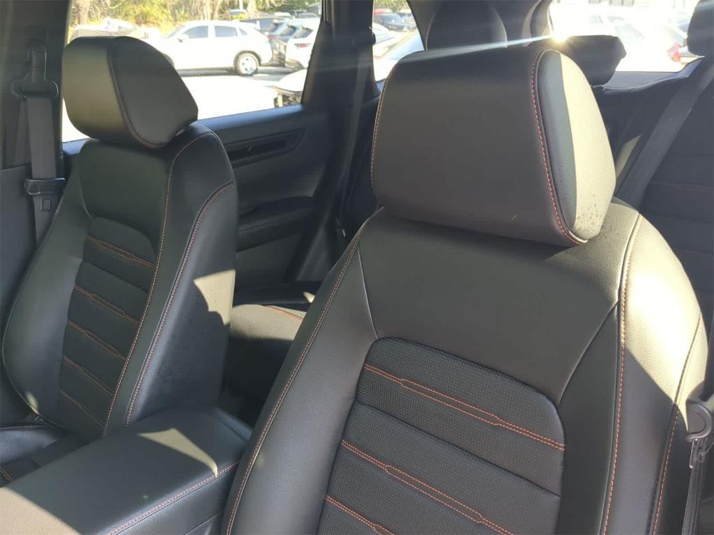 new 2025 Honda CR-V Hybrid car, priced at $39,329