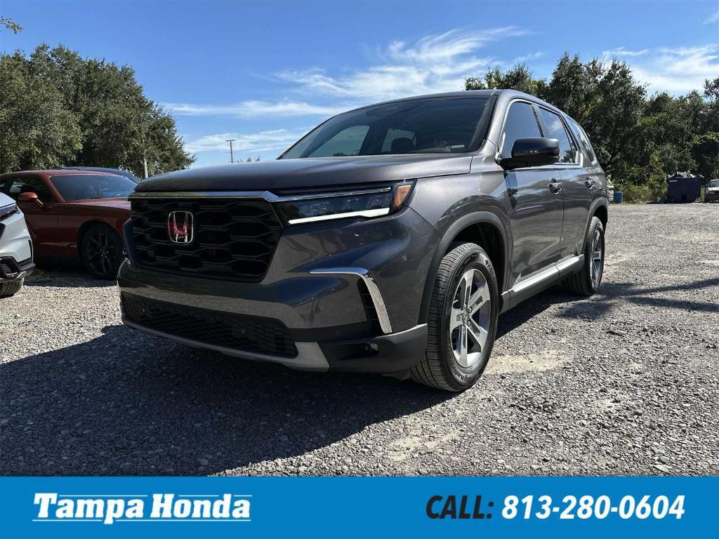 new 2025 Honda Pilot car, priced at $41,702
