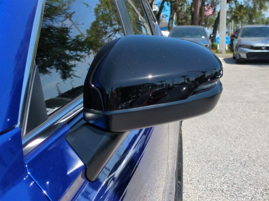 new 2025 Honda CR-V Hybrid car, priced at $39,770