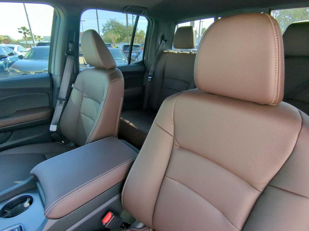 new 2025 Honda Ridgeline car, priced at $39,848