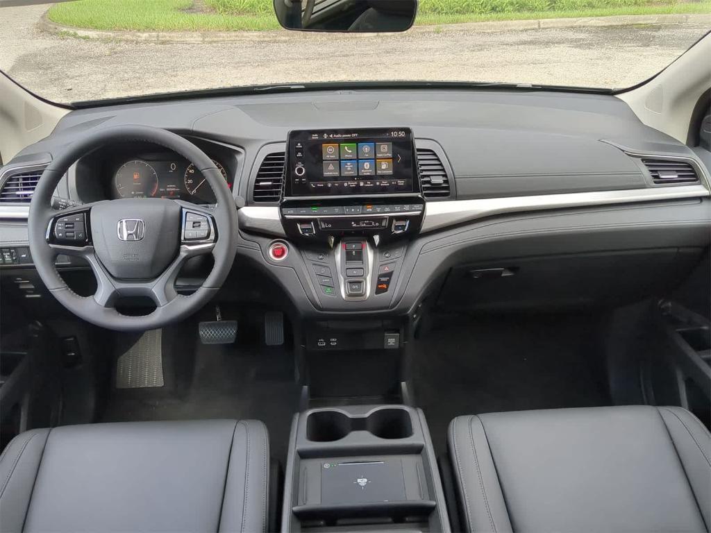 new 2026 Honda Odyssey car, priced at $42,262
