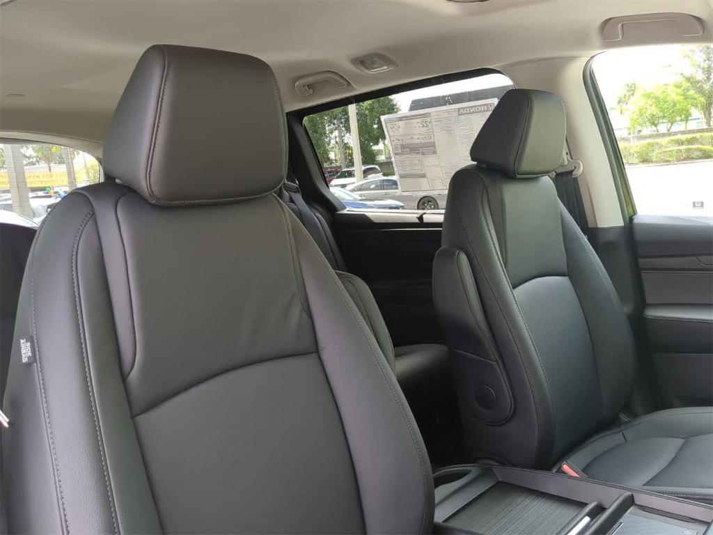 new 2026 Honda Odyssey car, priced at $42,262