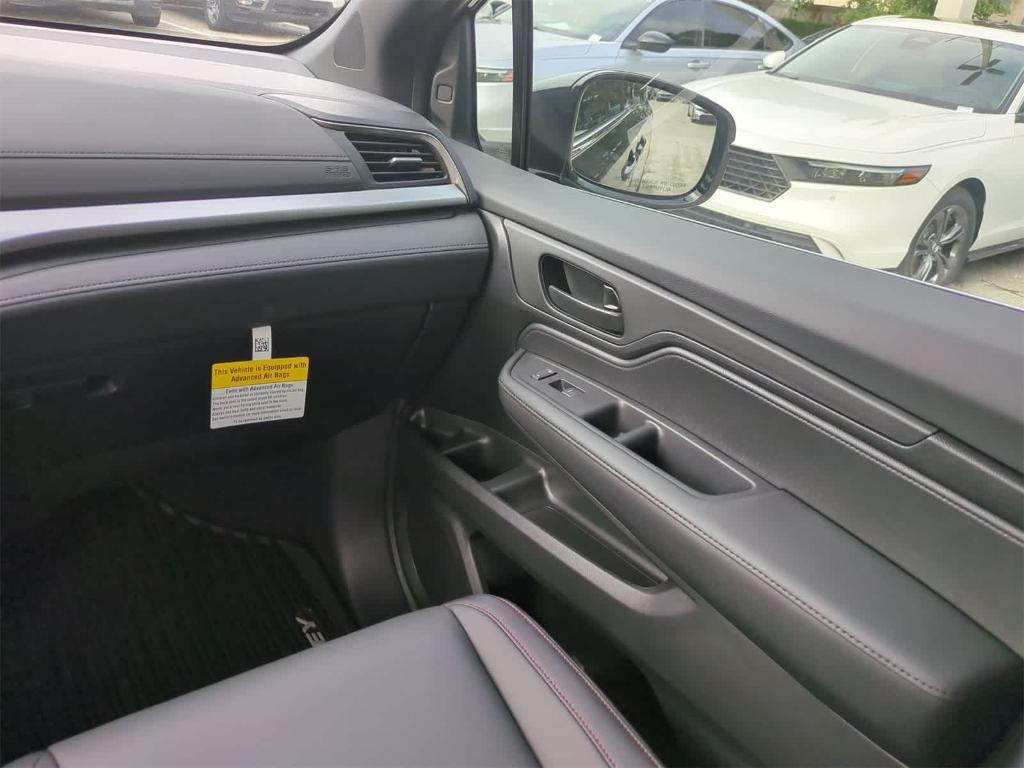 new 2025 Honda Odyssey car, priced at $43,027