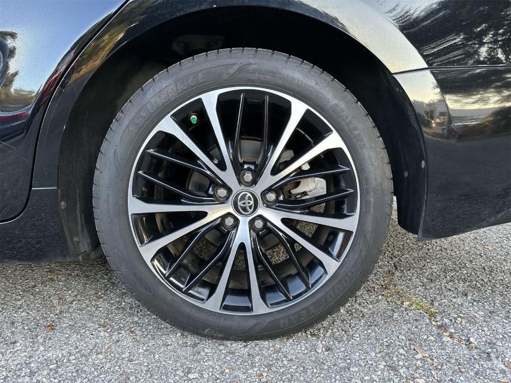 used 2018 Toyota Camry car, priced at $17,033