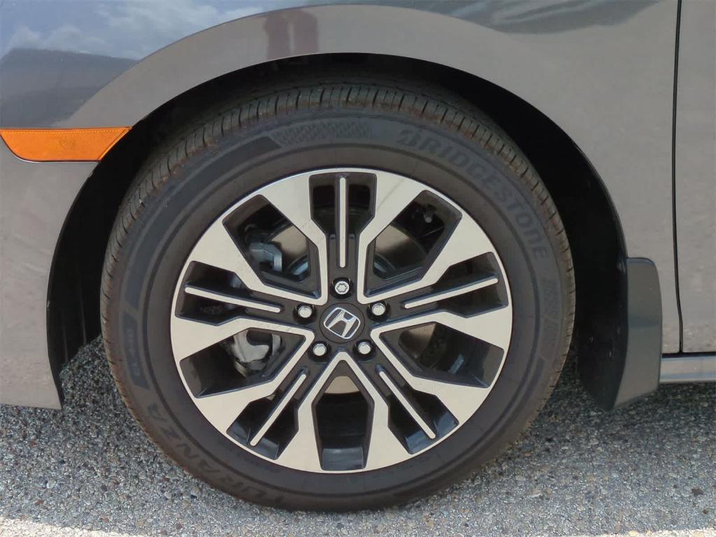 new 2025 Honda Odyssey car, priced at $50,525