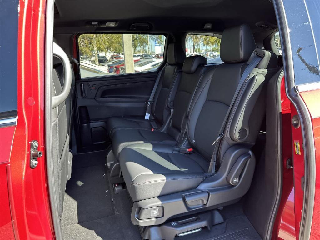 new 2026 Honda Odyssey car, priced at $43,145