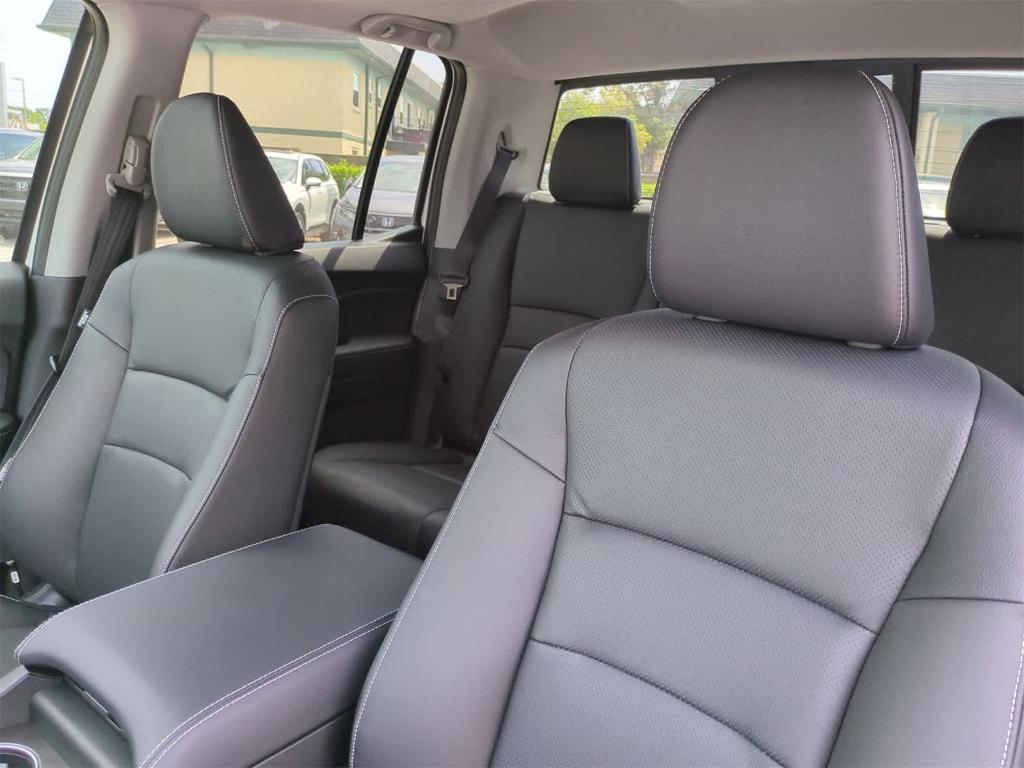new 2025 Honda Ridgeline car, priced at $43,490