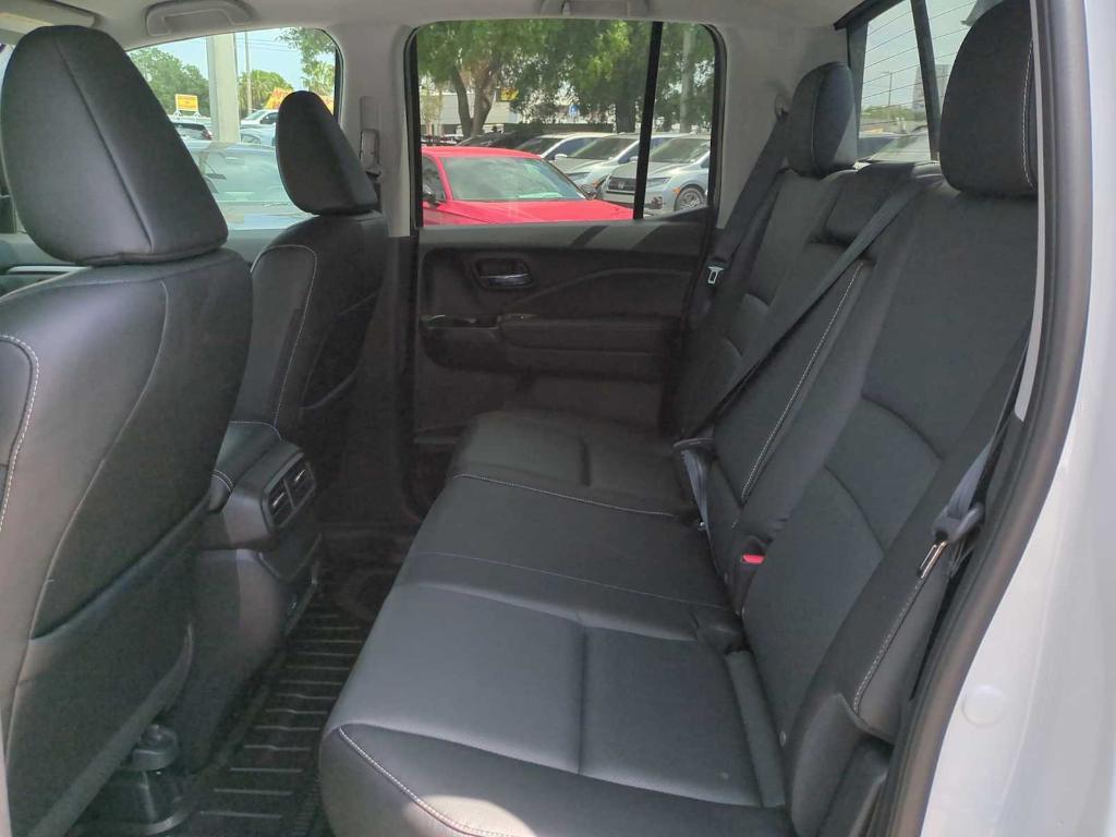 new 2025 Honda Ridgeline car, priced at $39,582