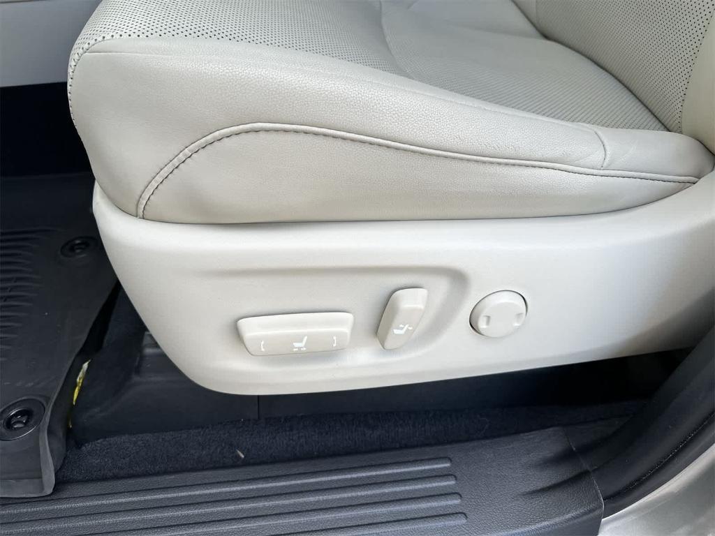 used 2023 Lexus GX 460 car, priced at $47,259