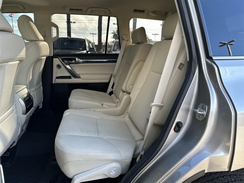 used 2023 Lexus GX 460 car, priced at $47,259