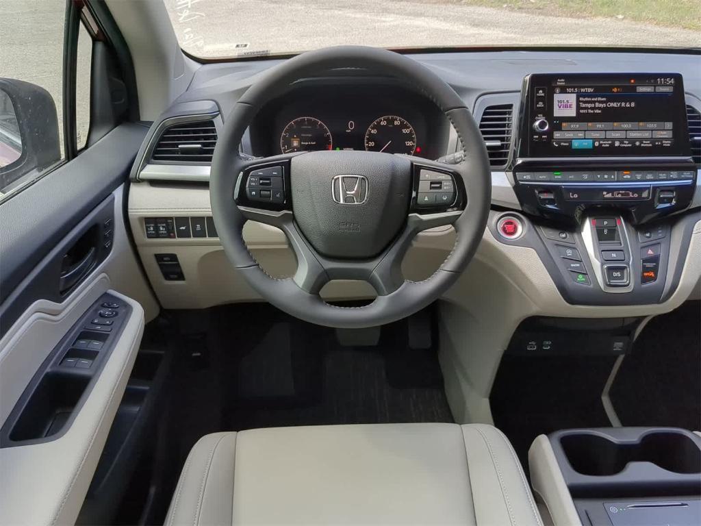 new 2025 Honda Odyssey car, priced at $42,294