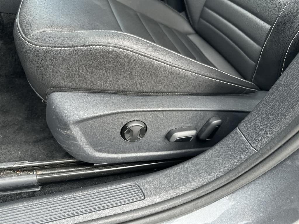 used 2024 Volkswagen Jetta car, priced at $16,490