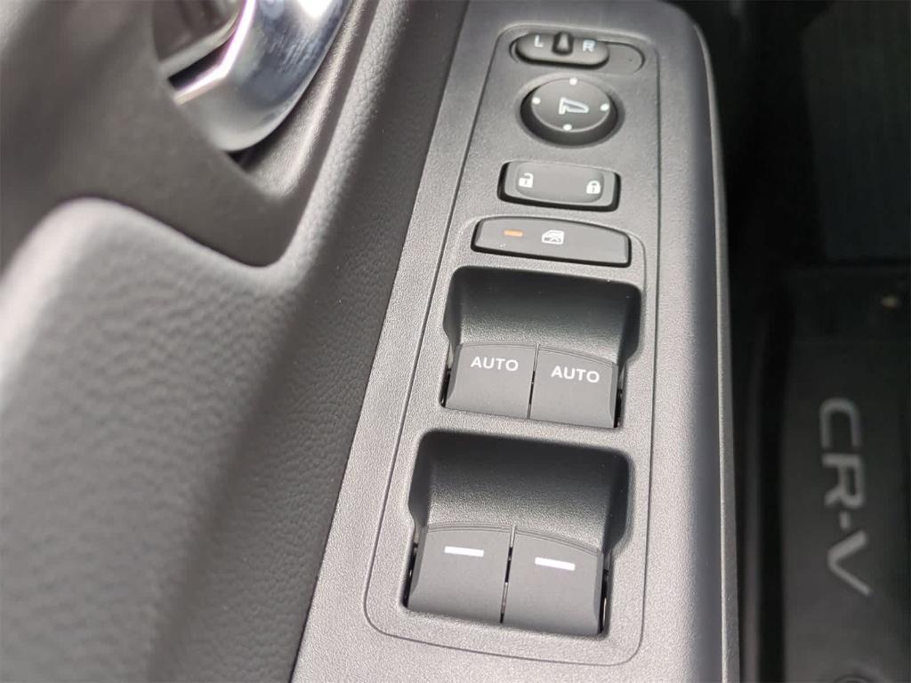 new 2025 Honda CR-V Hybrid car, priced at $35,405
