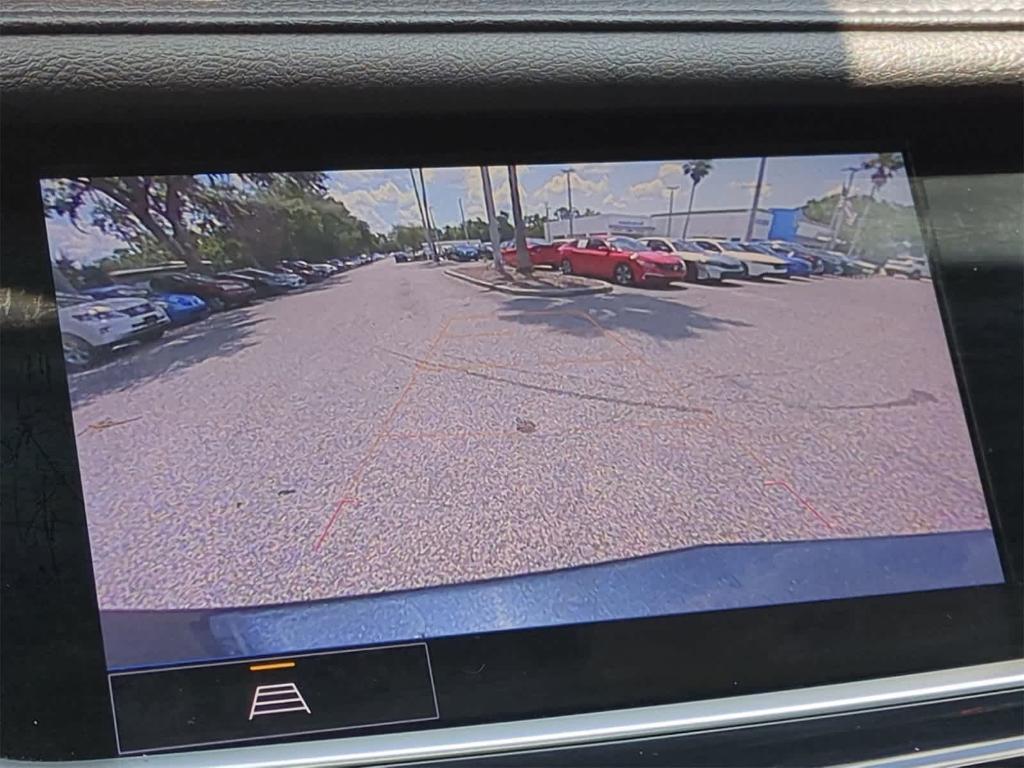 used 2021 Cadillac XT5 car, priced at $23,201