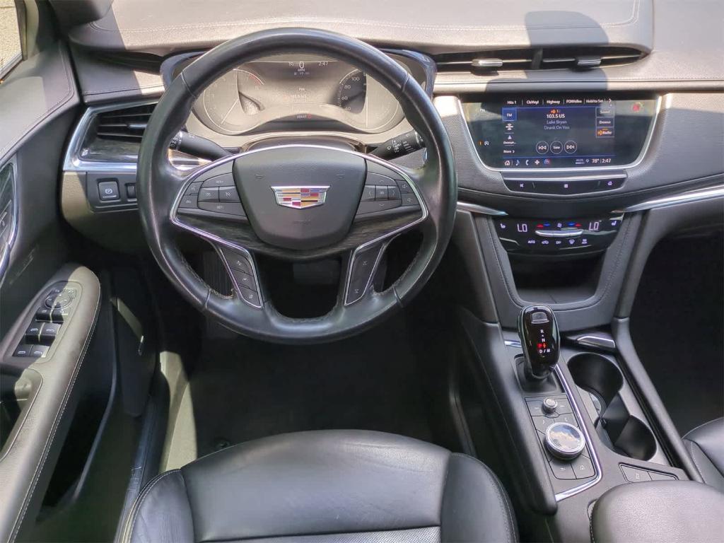 used 2021 Cadillac XT5 car, priced at $23,201