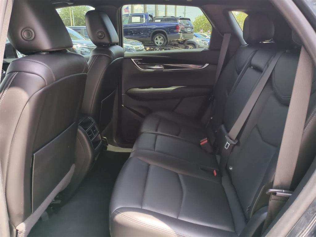 used 2021 Cadillac XT5 car, priced at $23,201