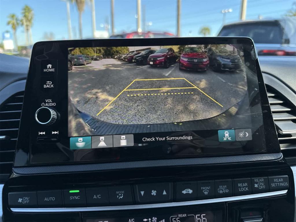 new 2026 Honda Odyssey car, priced at $43,034