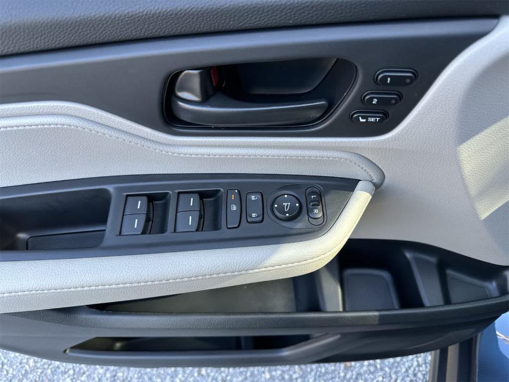 new 2026 Honda Odyssey car, priced at $43,034