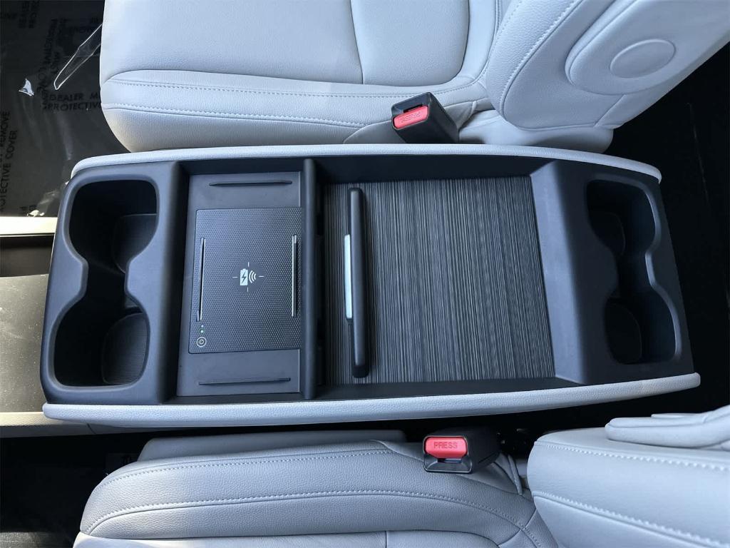 new 2026 Honda Odyssey car, priced at $43,034