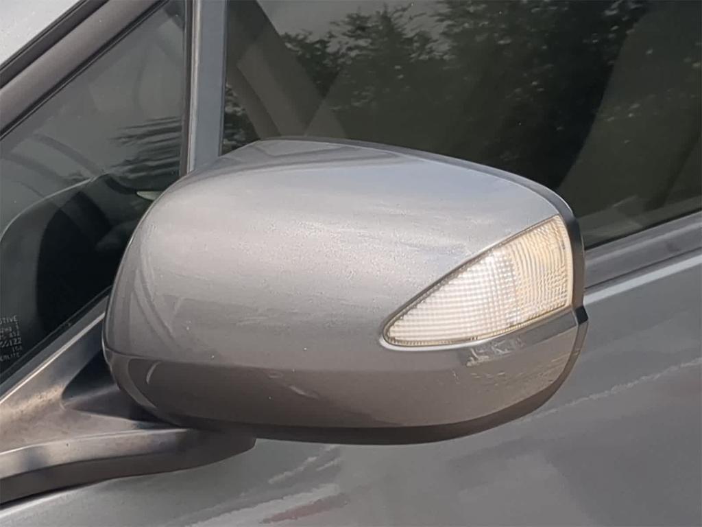 used 2014 Honda Insight car, priced at $9,568