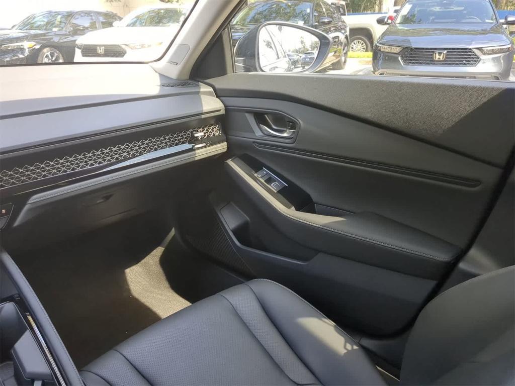 new 2025 Honda Accord Hybrid car, priced at $38,144