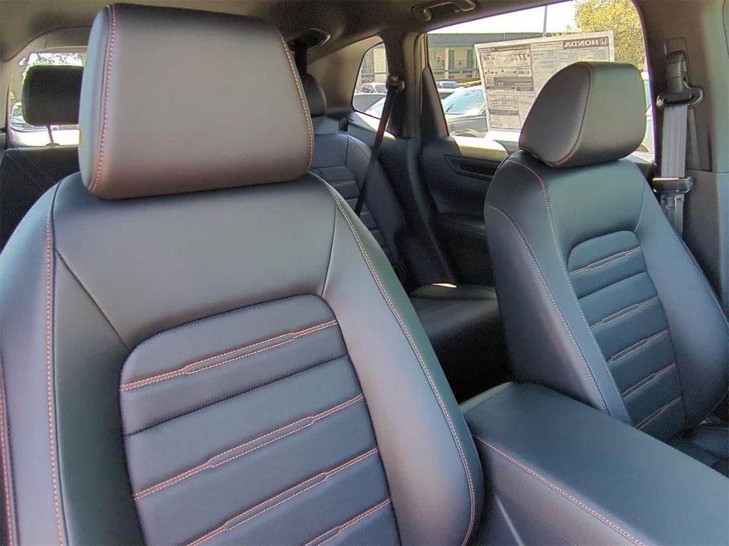 new 2025 Honda CR-V Hybrid car, priced at $39,770