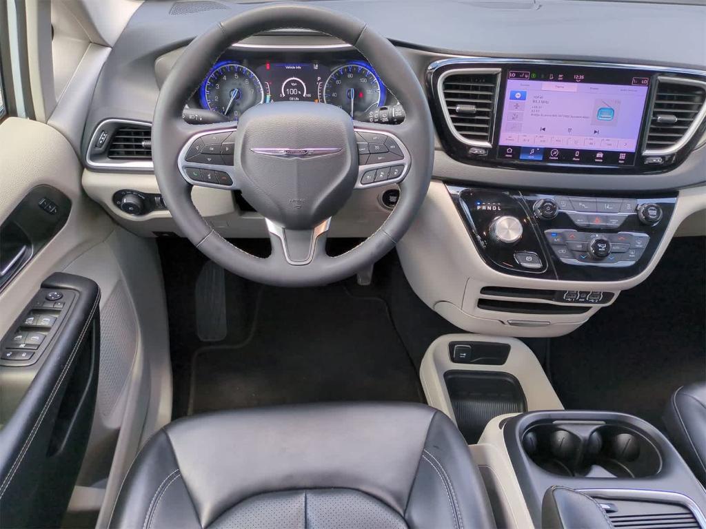 used 2023 Chrysler Pacifica car, priced at $20,125