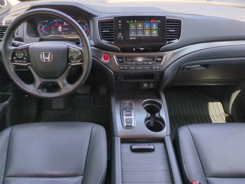 used 2022 Honda Pilot car, priced at $31,222