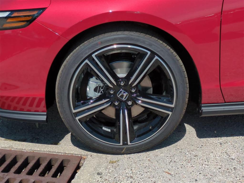 new 2025 Honda Accord Hybrid car, priced at $34,145