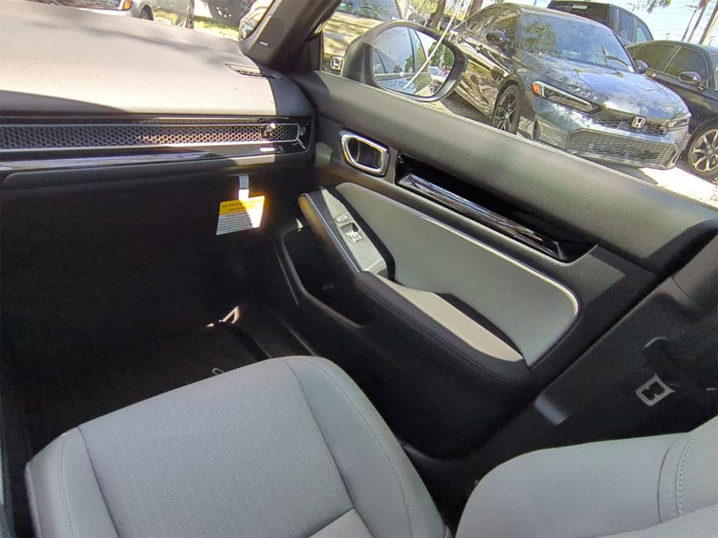 new 2025 Honda Civic Hybrid car, priced at $31,394