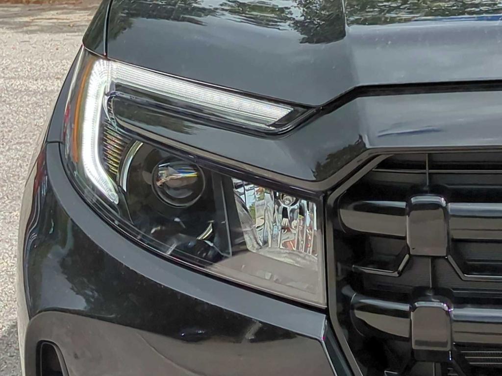 new 2025 Honda Ridgeline car, priced at $42,238