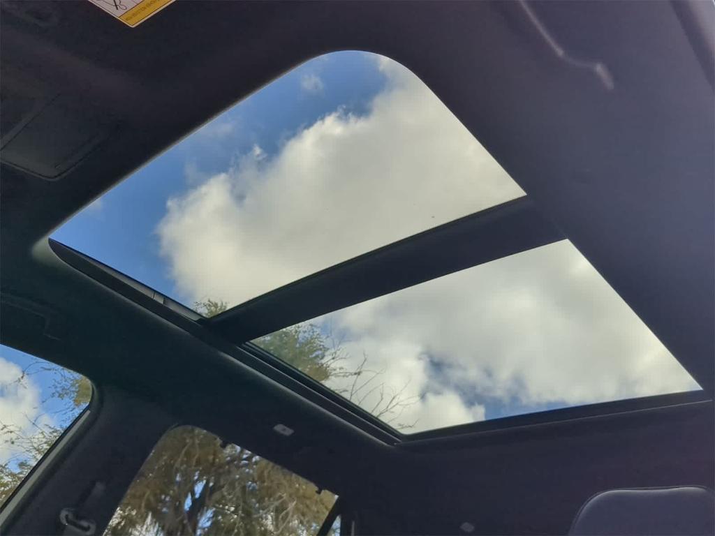 new 2025 Honda Pilot car, priced at $52,452