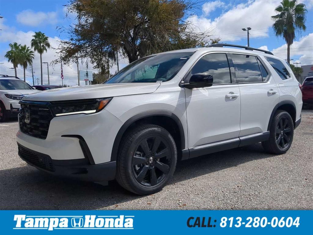 new 2025 Honda Pilot car, priced at $52,452