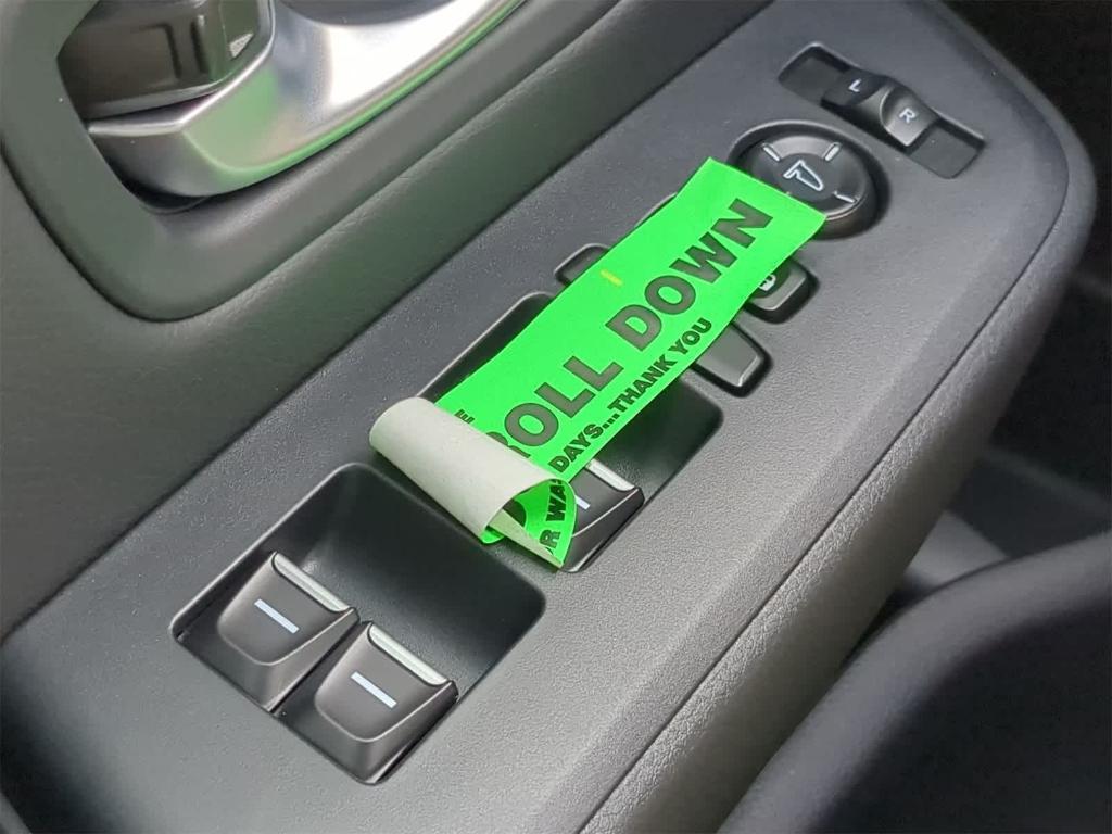 new 2025 Honda Pilot car, priced at $46,306