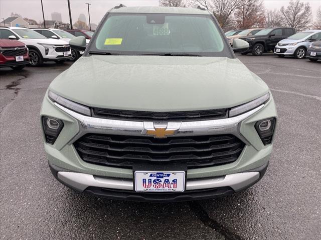 new 2025 Chevrolet TrailBlazer car, priced at $28,580