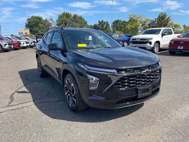 new 2025 Chevrolet Trax car, priced at $25,290