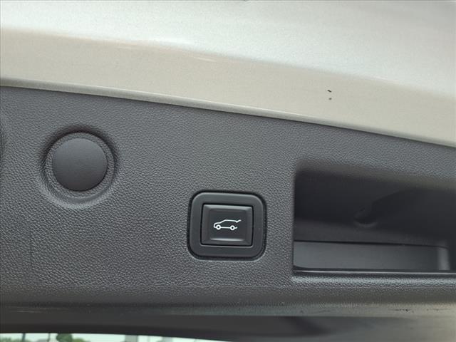 used 2022 Chevrolet Equinox car, priced at $24,995