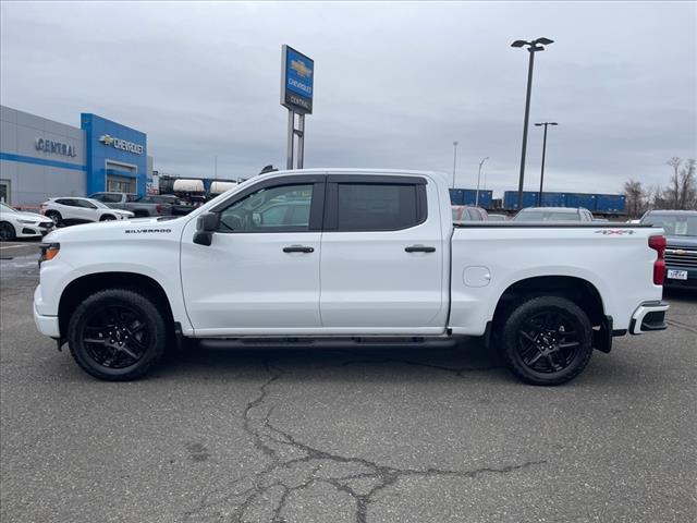 new 2024 Chevrolet Silverado 1500 car, priced at $45,589